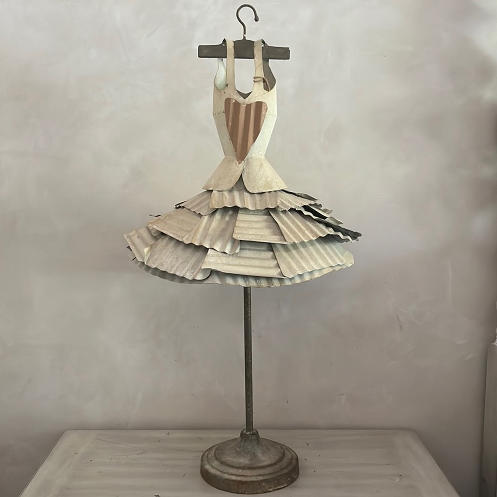 Antique ballerina room decor